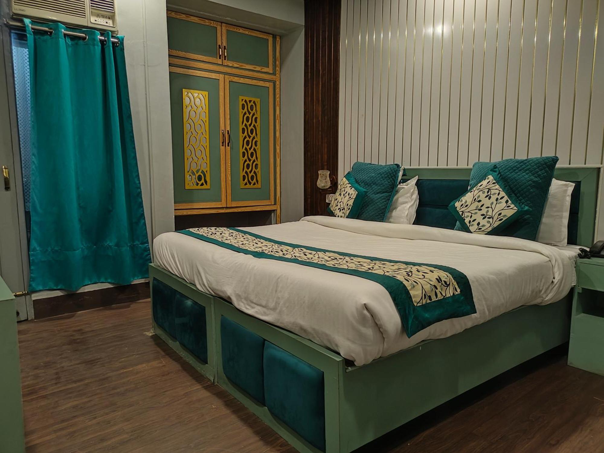Hi Hotel By Madras Rishīkesh Exteriör bild
